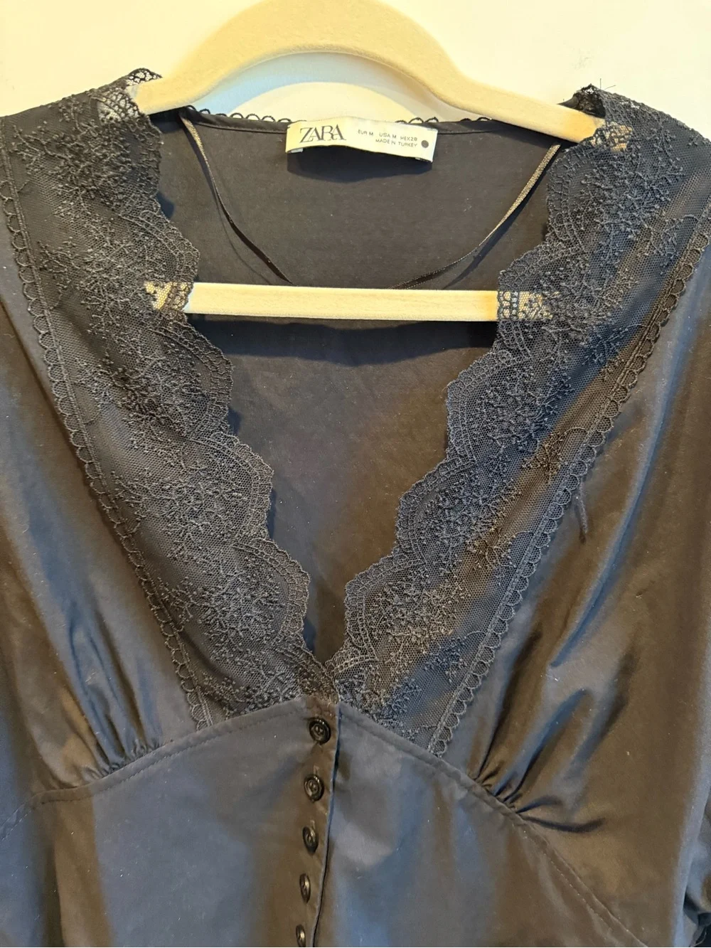 Zara Black Lace-Trim Button-Front Cropped Blouse